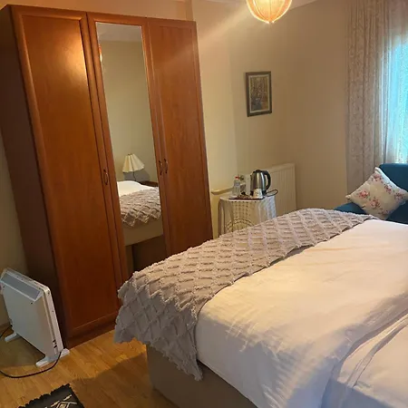 Rida Sultan Konagi Kozbeyli *